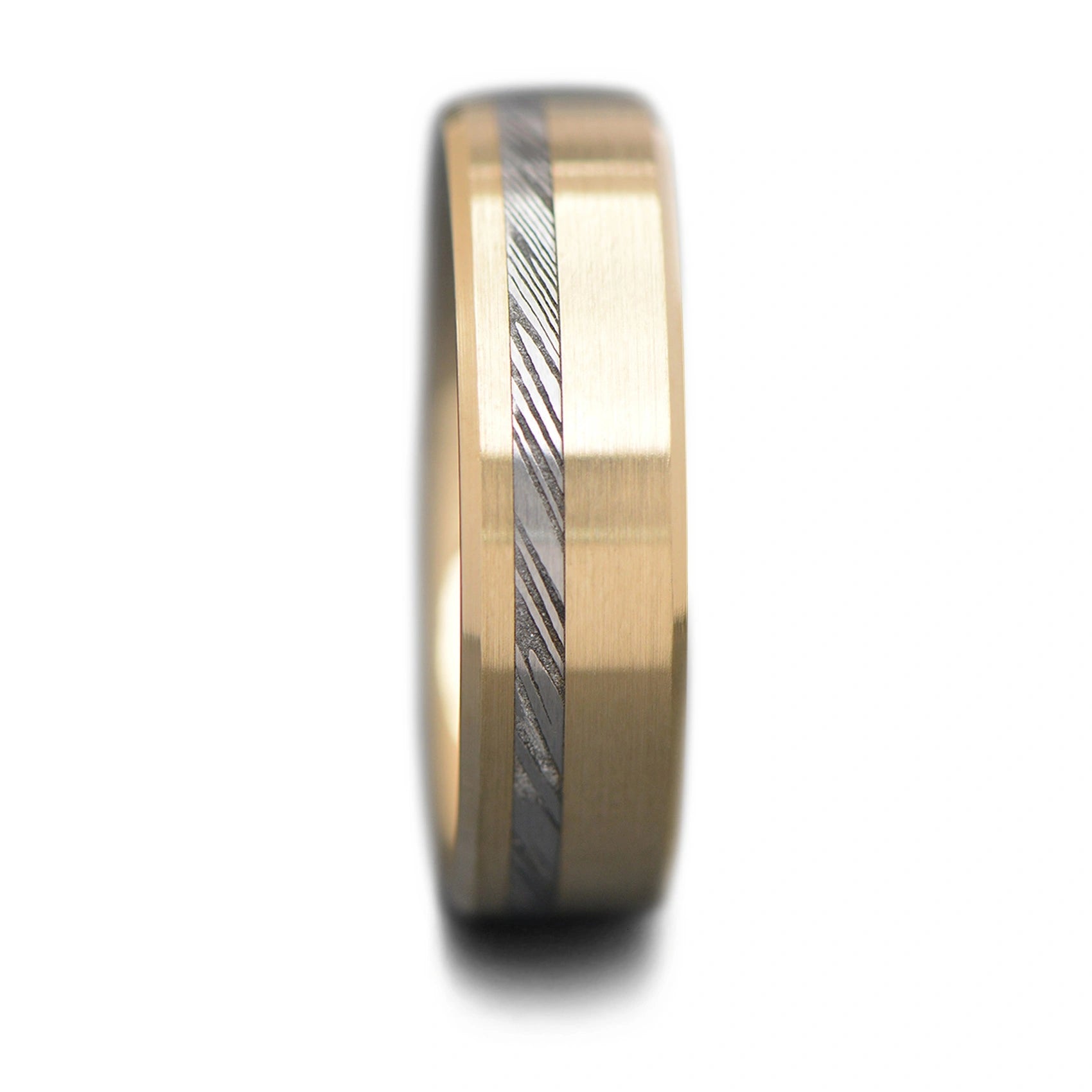 Men's Wedding Band Yellow Gold with Damascus Inlay | Bevel | 7mm