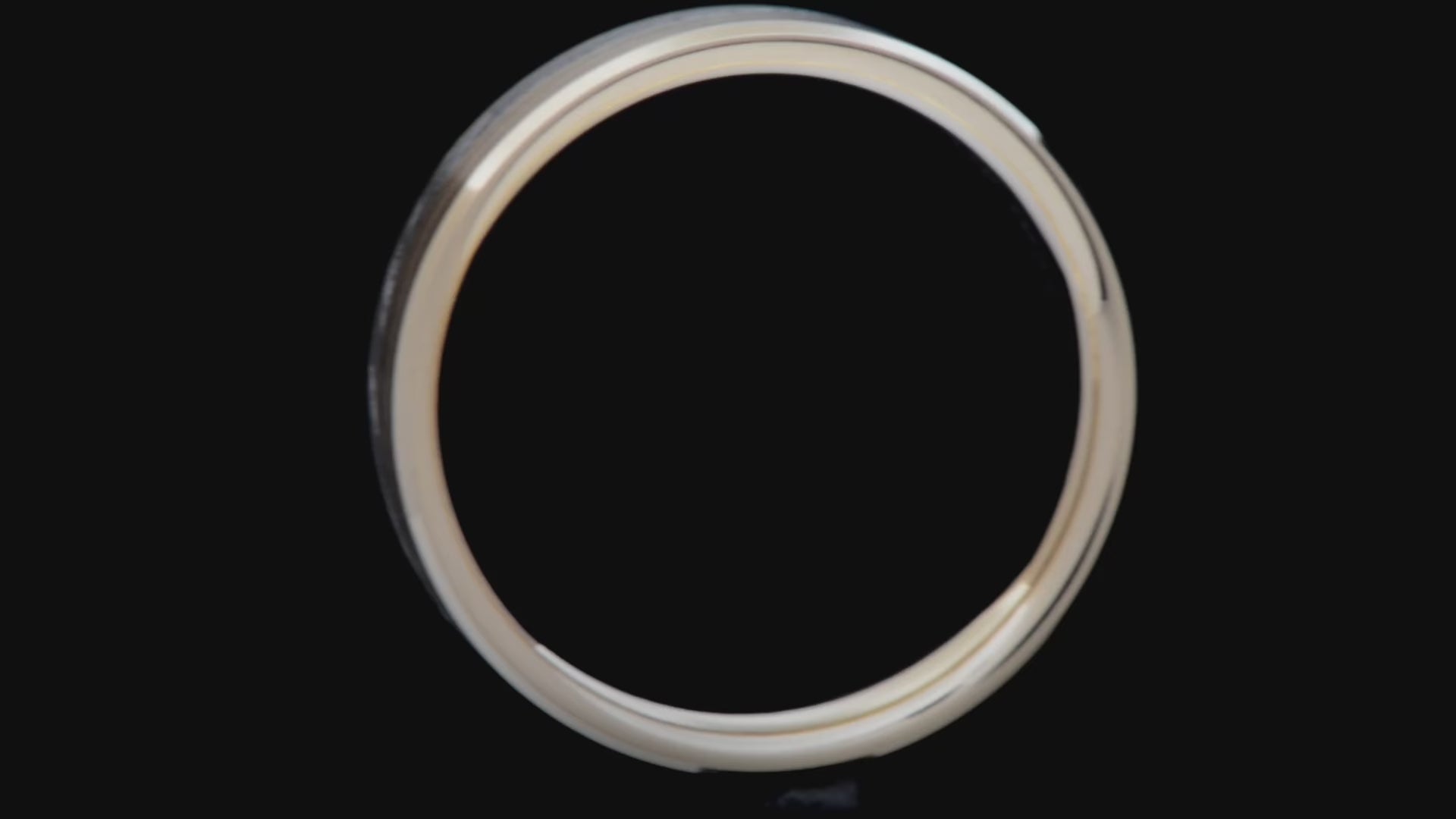 Video of Yellow Gold core wedding ring with Dense Twist inlay, 7mm -THE COMMITMENT