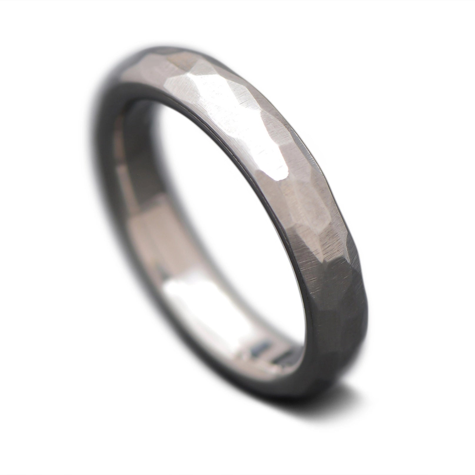 Titanium Wedding Ring with Hidden Diamond | 4mm | Faceted Finish